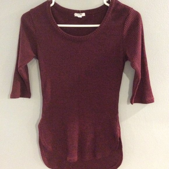 t-shirt - Picture 1 of 3